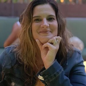 Meet your Posher, Julie